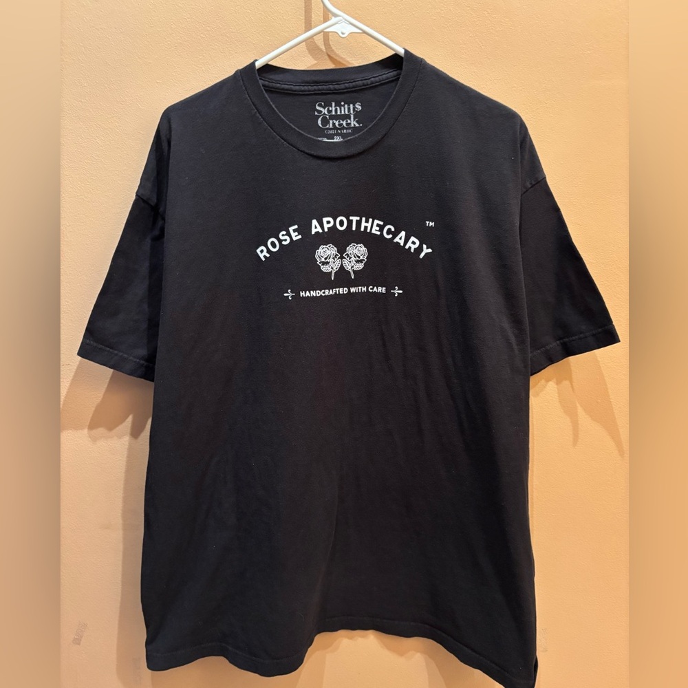 Schitt's Creek Rose Apothecary t-shirt Size 2XL Rose Apothecary logo - Picture 2 of 8